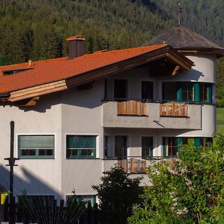 Appartement Strolz Schnann Bagian luar foto