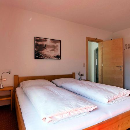 Appartement Strolz Schnann Bagian luar foto