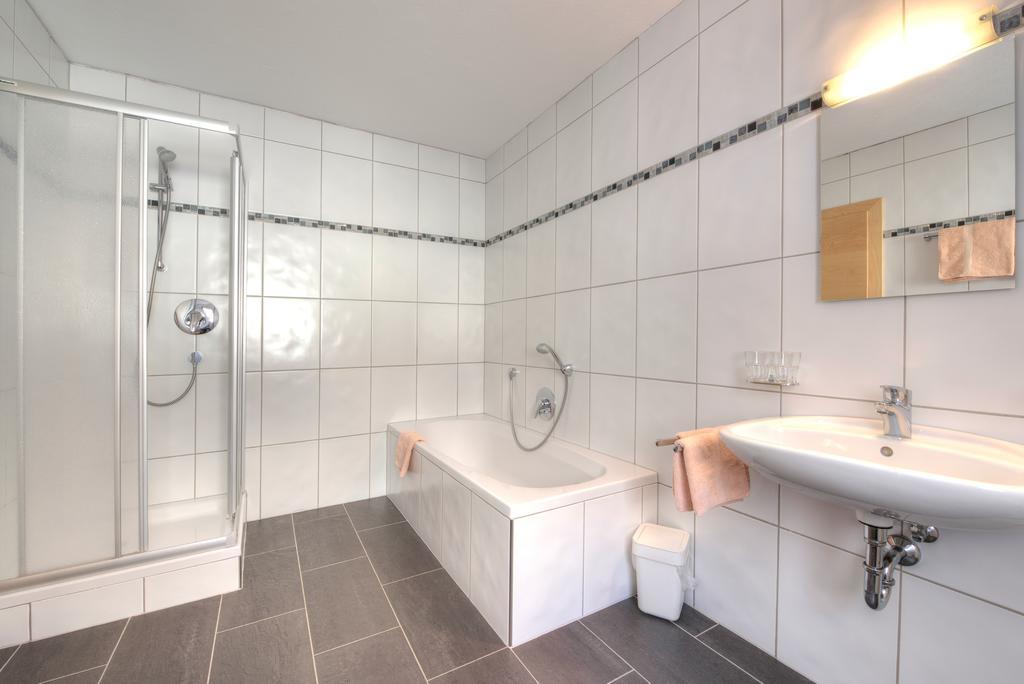 Appartement Strolz Schnann Ruang foto